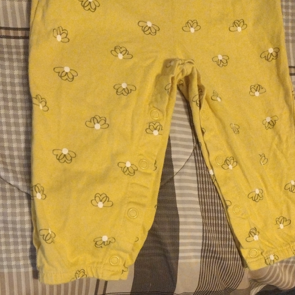 Carter's Yellow Bee-Print Long Sleeve Footed One-Piece - Picture 5 of 7